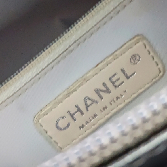 Authentic ✨️ CHANEL Leather Biarritz Paris Tote Bag Metallic Gray - Picture 9 of 16